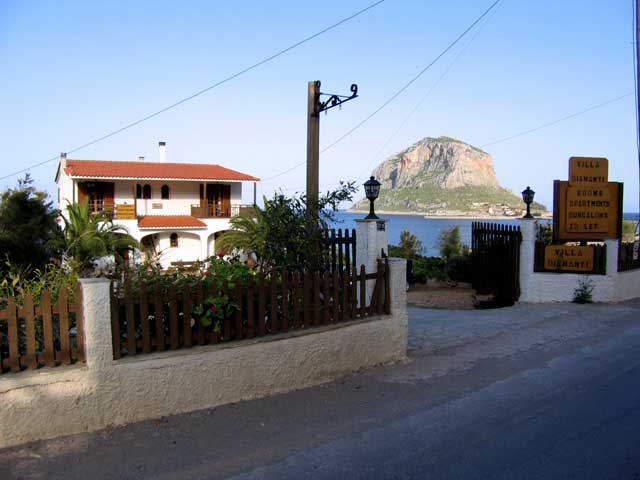 VILLA DIAMANTI  HOTELS IN  Monemvassia / Bridge (Gefyra) LACONIA PELOPONNESE