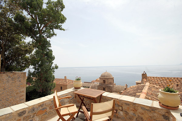 MONOPATI Rooms & Apartments  HOTELS IN  Kastro Monemvasia