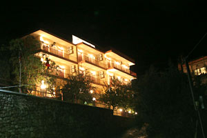MILTON HOTEL  HOTELS IN  Mavrouvouni - Gythio